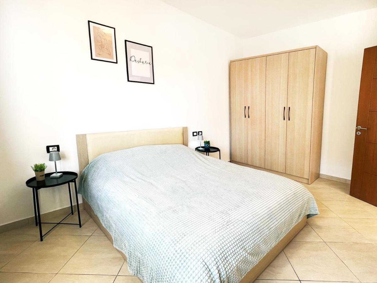 Lilly'S Apartment Plazh Durrës 外观 照片